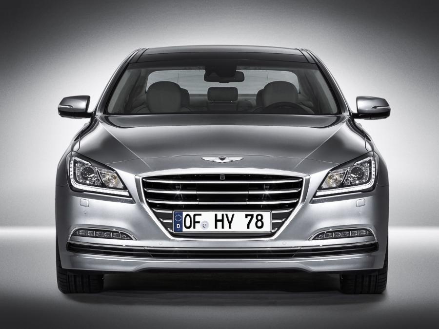  Hyundai Genesis (DH) 2014 года  (EU) (фото 19 из 24)